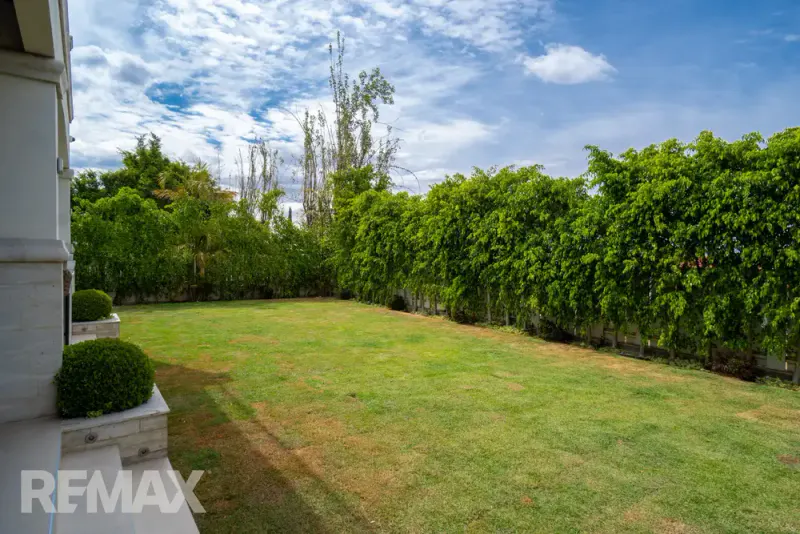 Foto 15 de Hermosa Casa en Venta - Urb El Bosque Sur