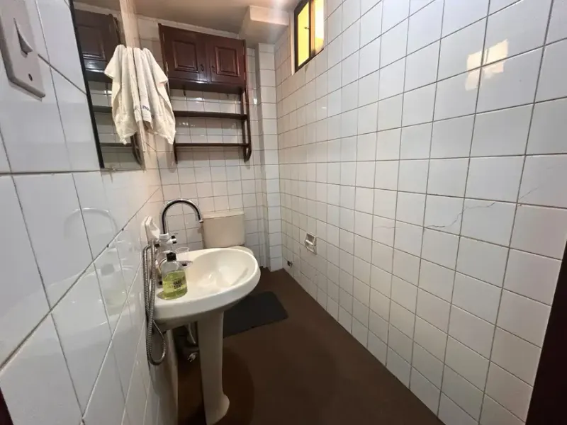 Foto 6 de Consultorio Médico en Alquiler – Edificio Manantial