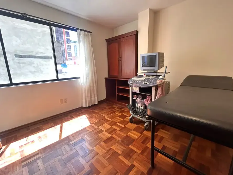 Foto 4 de Consultorio Médico en Alquiler – Edificio Manantial