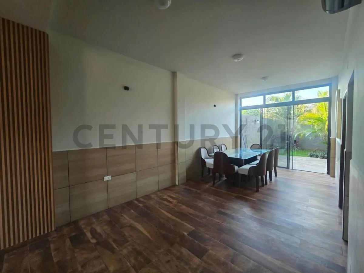 Foto 4 de ¡¡Exclusiva Vivienda Amoblada!!