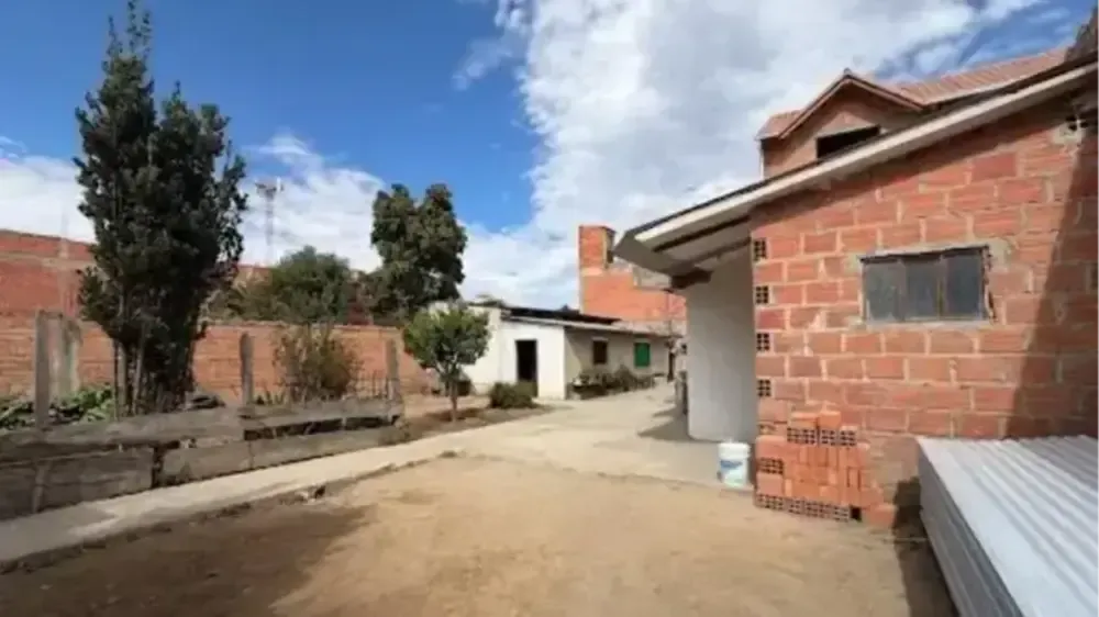 Foto 5 de Terreno en venta de 349,2 m² en avenida principal del noroeste de Tarija