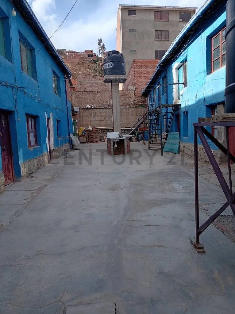 Foto 1 de Casa Amplia en venta perfecta para inversión