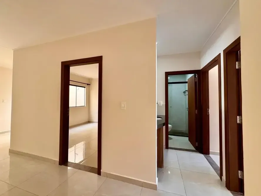 Foto 16 de Casa en Pre Venta con 4 Habitaciones - Zona Norte 7° Anillo