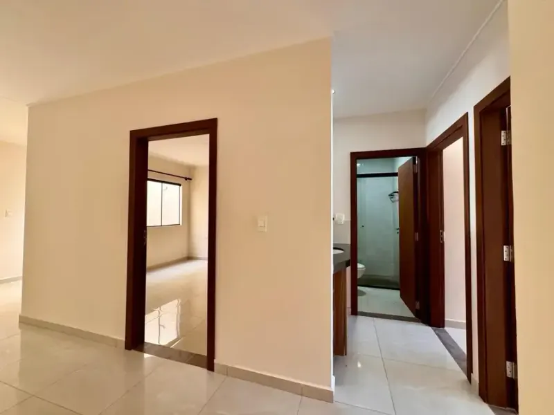 Foto 16 de Casa en Pre Venta con 4 Habitaciones - Zona Norte 7° Anillo