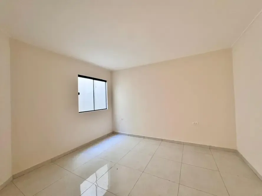Foto 3 de Casa en Pre Venta con 4 Habitaciones - Zona Norte 7° Anillo