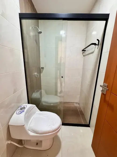 Foto 15 de Casa en Pre Venta con 4 Habitaciones - Zona Norte 7° Anillo