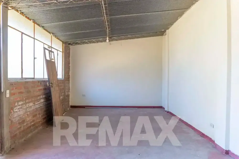 Foto 16 de Terreno en venta en esquina a 2 cuadras de Av Villazon