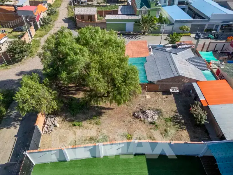 Foto 8 de Terreno en venta en esquina a 2 cuadras de Av Villazon