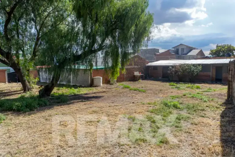 Foto 11 de Terreno en venta en esquina a 2 cuadras de Av Villazon