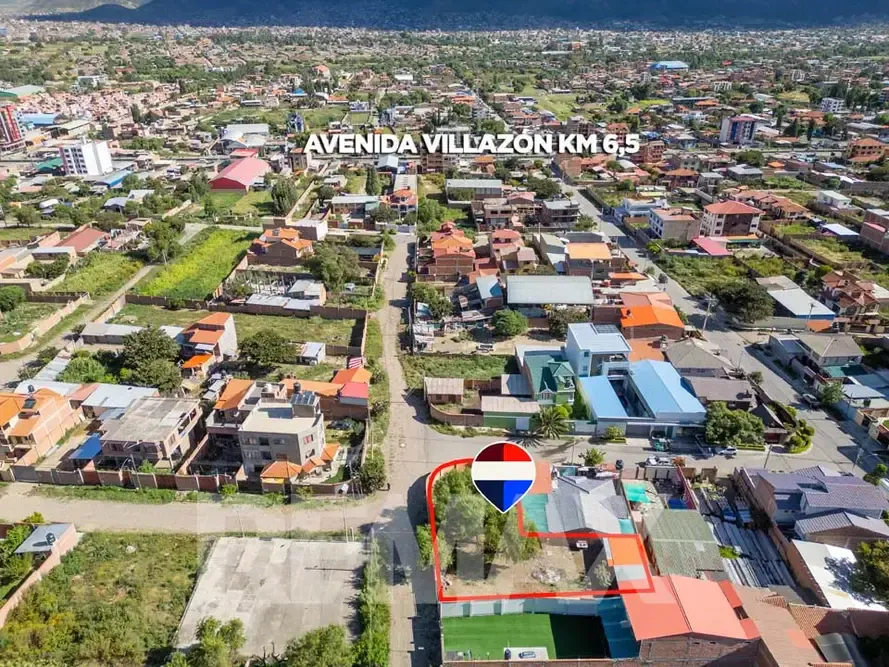 Foto 4 de Terreno en venta en esquina a 2 cuadras de Av Villazon