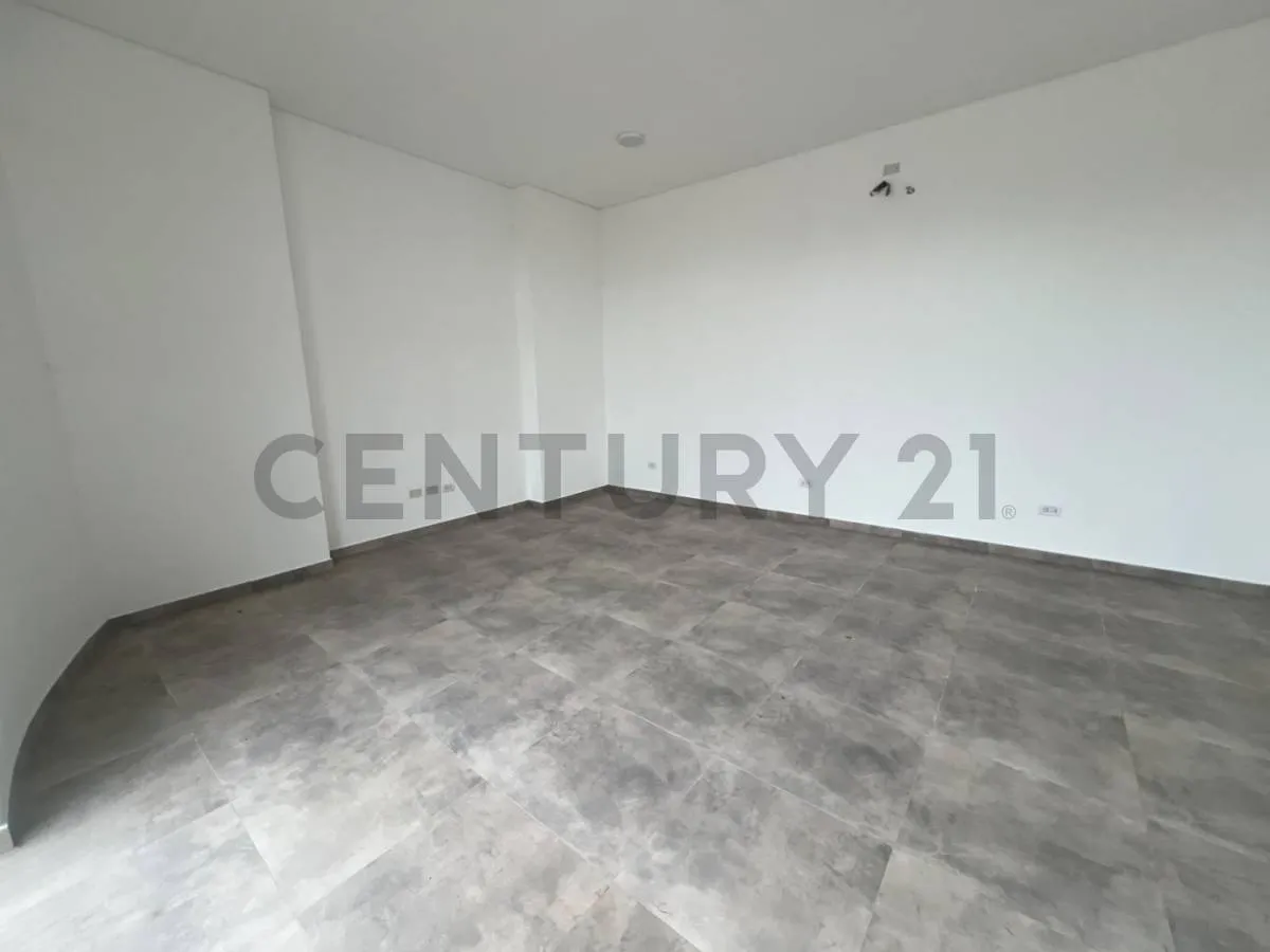 Foto 4 de Local Comercial en Venta | Condominio Vila Real