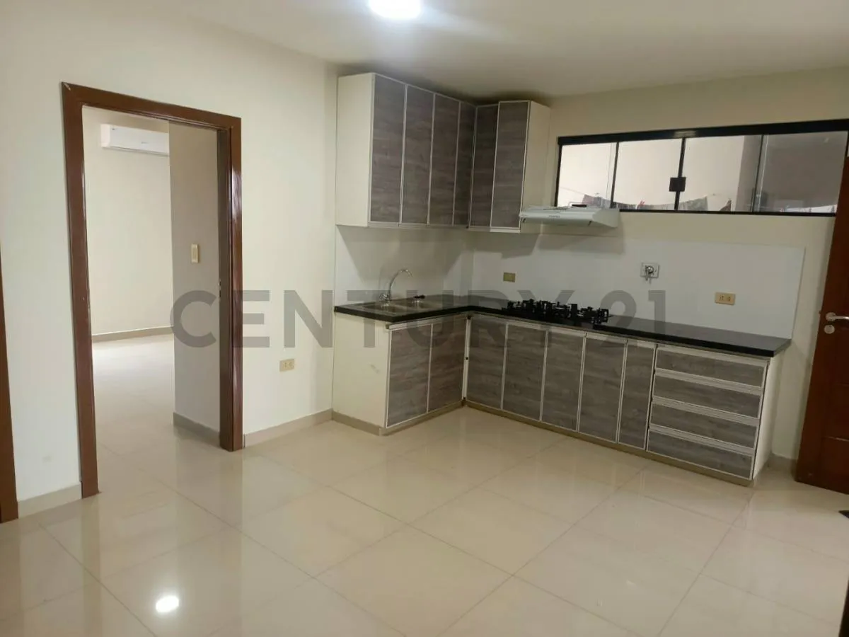 Foto 3 de Departamento de 3 Dormitorios en alquiler , Av Brasil 1 y 2 do anillo