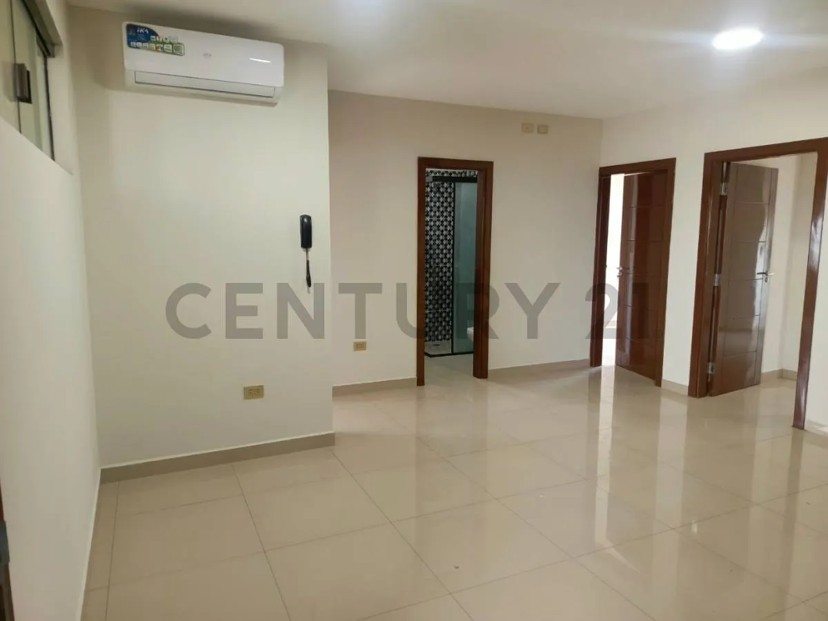Foto 2 de Departamento de 3 Dormitorios en alquiler , Av Brasil 1 y 2 do anillo
