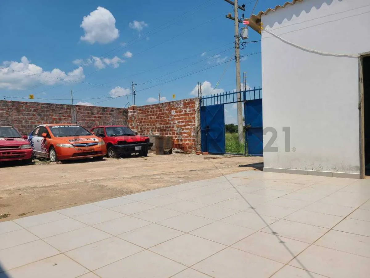 Foto 5 de Galpón con Vivienda y Tienda Comercial en Anticretico