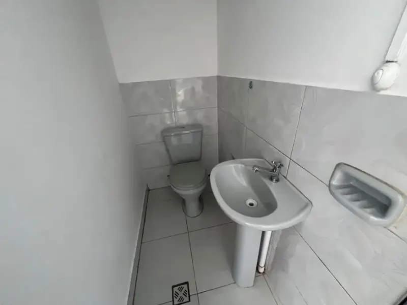 Foto 6 de Local Comercial en Alquiler Zona Norte