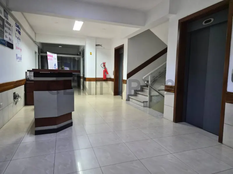 Foto 6 de Consultorio en Venta – Clínica Rengel