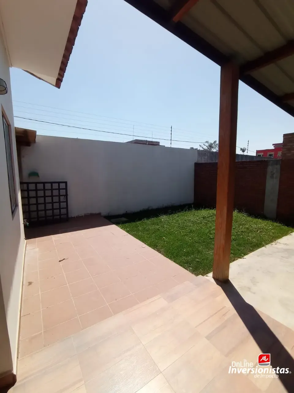 Foto 3 de Casa Amplia en Alquiler Km 9 1/2 Doble Via