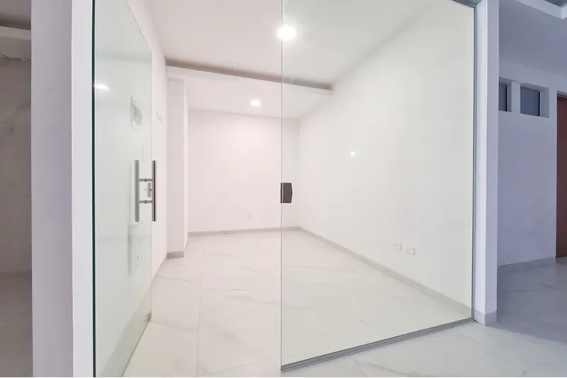 Foto 6 de En Venta - Local Comercial
