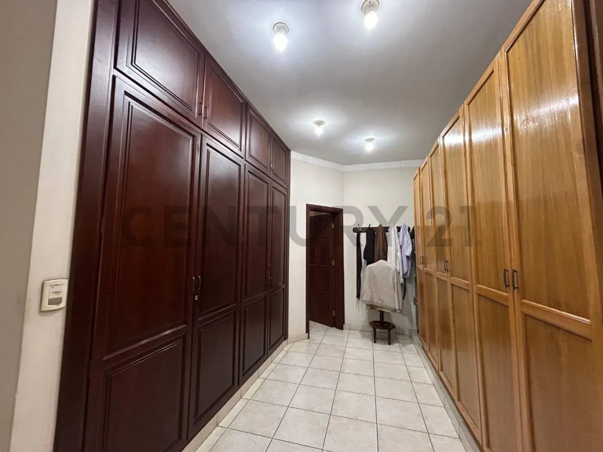 Foto 20 de Hermosa Residencia de Lujo en Venta, Tarija