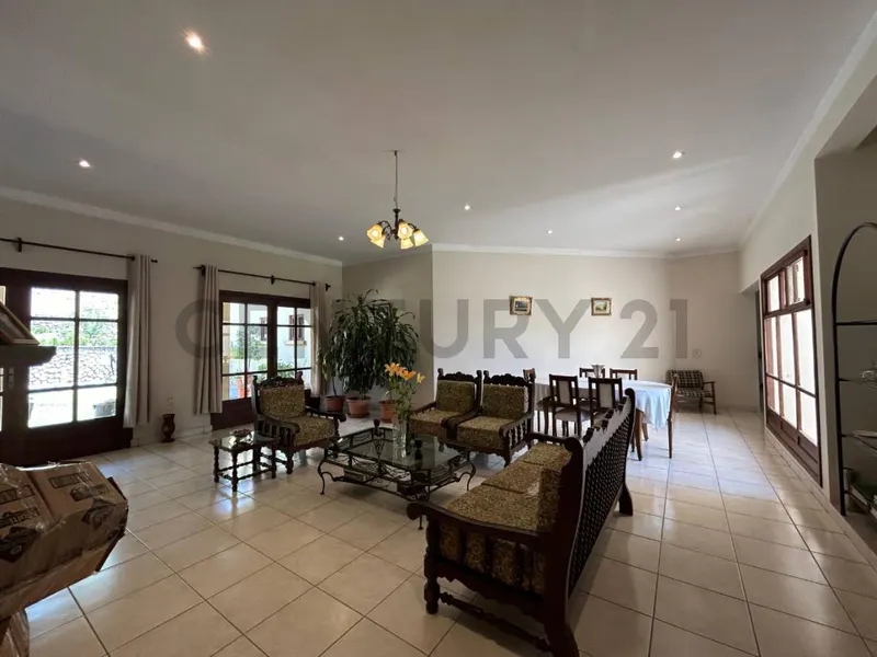 Foto 15 de Hermosa Residencia de Lujo en Venta, Tarija