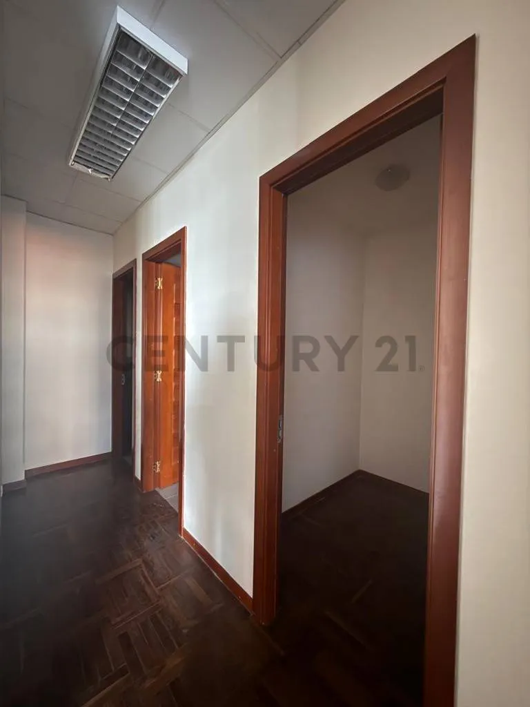 Foto 6 de Oficina en Venta, Avenida Hernando Siles