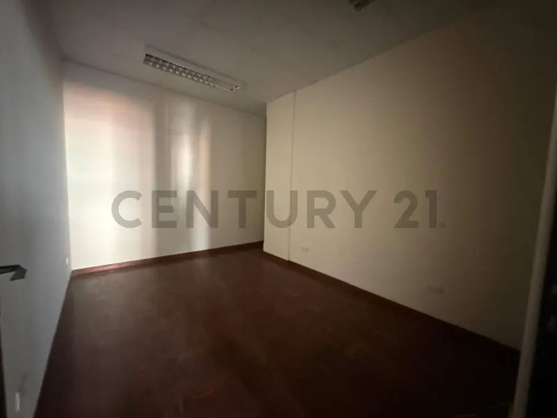 Foto 7 de Oficina en Venta, Avenida Hernando Siles