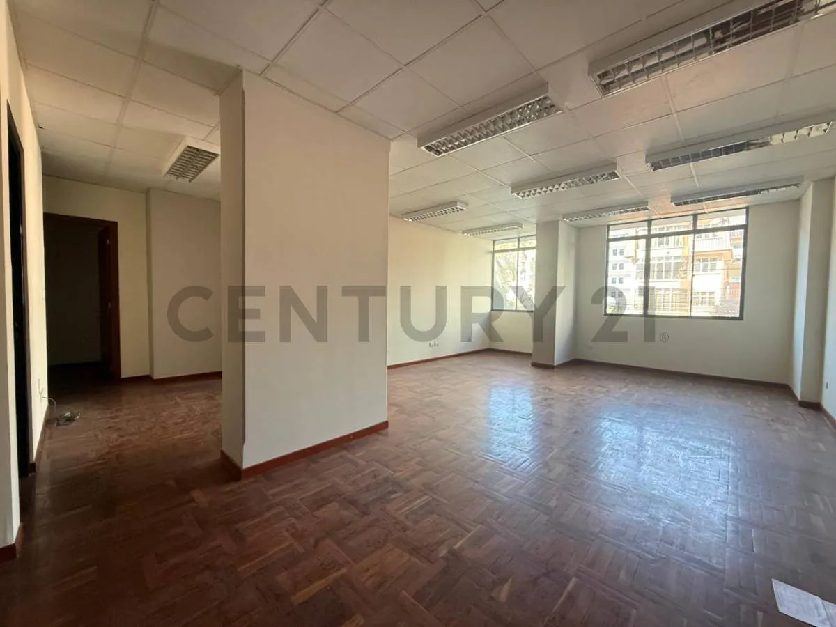 Foto 2 de Oficina en Venta, Avenida Hernando Siles