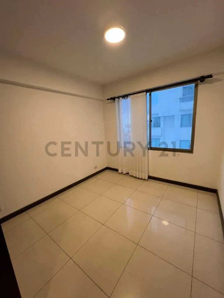 Foto 4 de Departamento en Venta – Torres Aventura