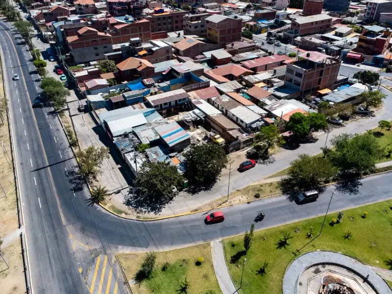 Foto 7 de Oportunidad de Inversion Lote en Venta Zona Circuito Bolivia