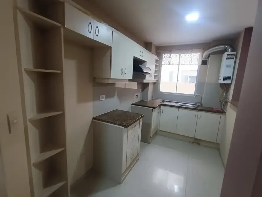 Foto 4 de Departamento en Alquiler Zona Sarcobamba - Condominio Atlantic