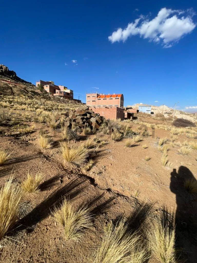 Foto 2 de Terreno en Venta-Zona Oeste de Oruro