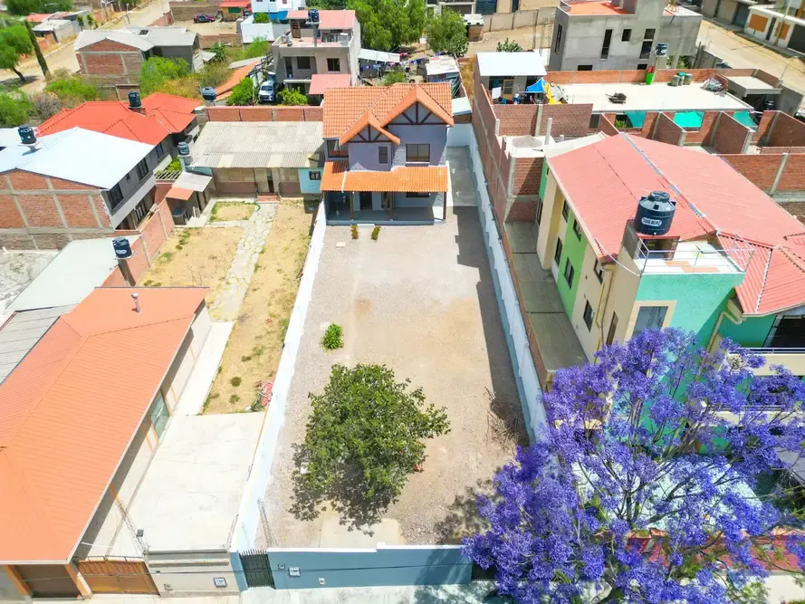 Foto 1 de Casa Independiente a Estrenar en Venta Km 7 Sacaba