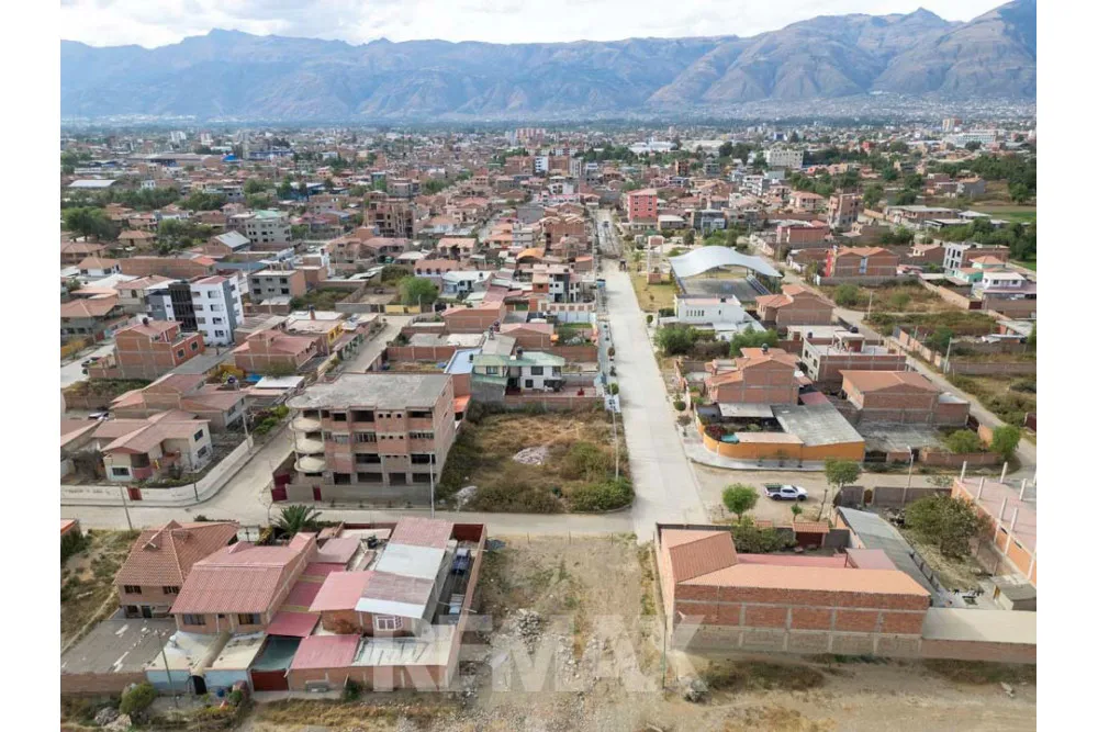 Foto 3 de Amplio terreno en venta - Santa Rosa, Colcapirhua