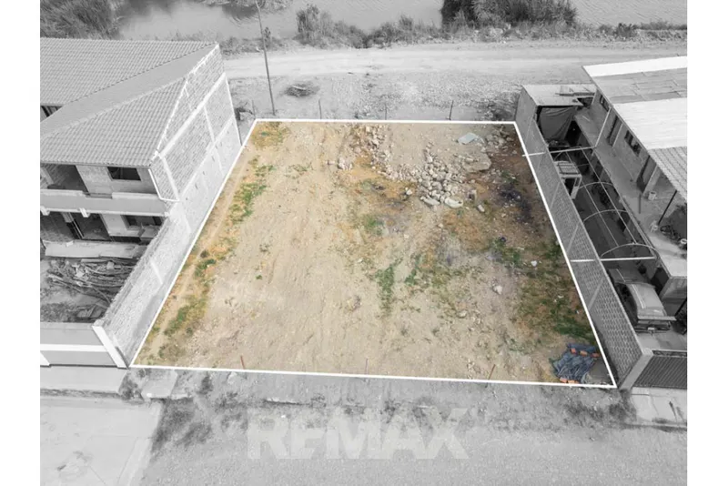 Foto 9 de Amplio terreno en venta - Santa Rosa, Colcapirhua