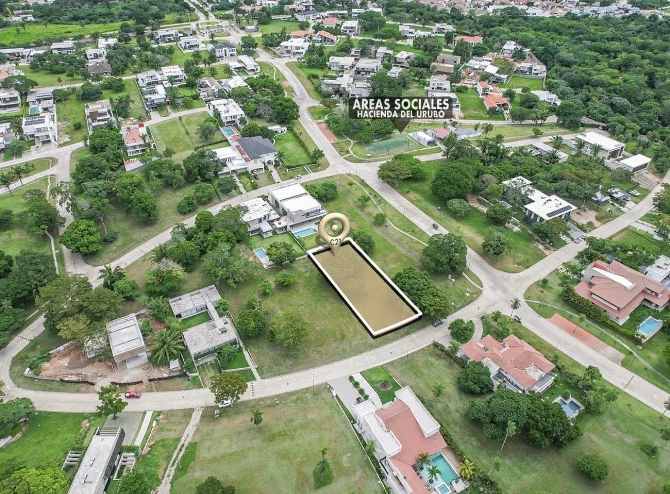 Foto 2 de Terreno en Venta La Hacienda del Urubo