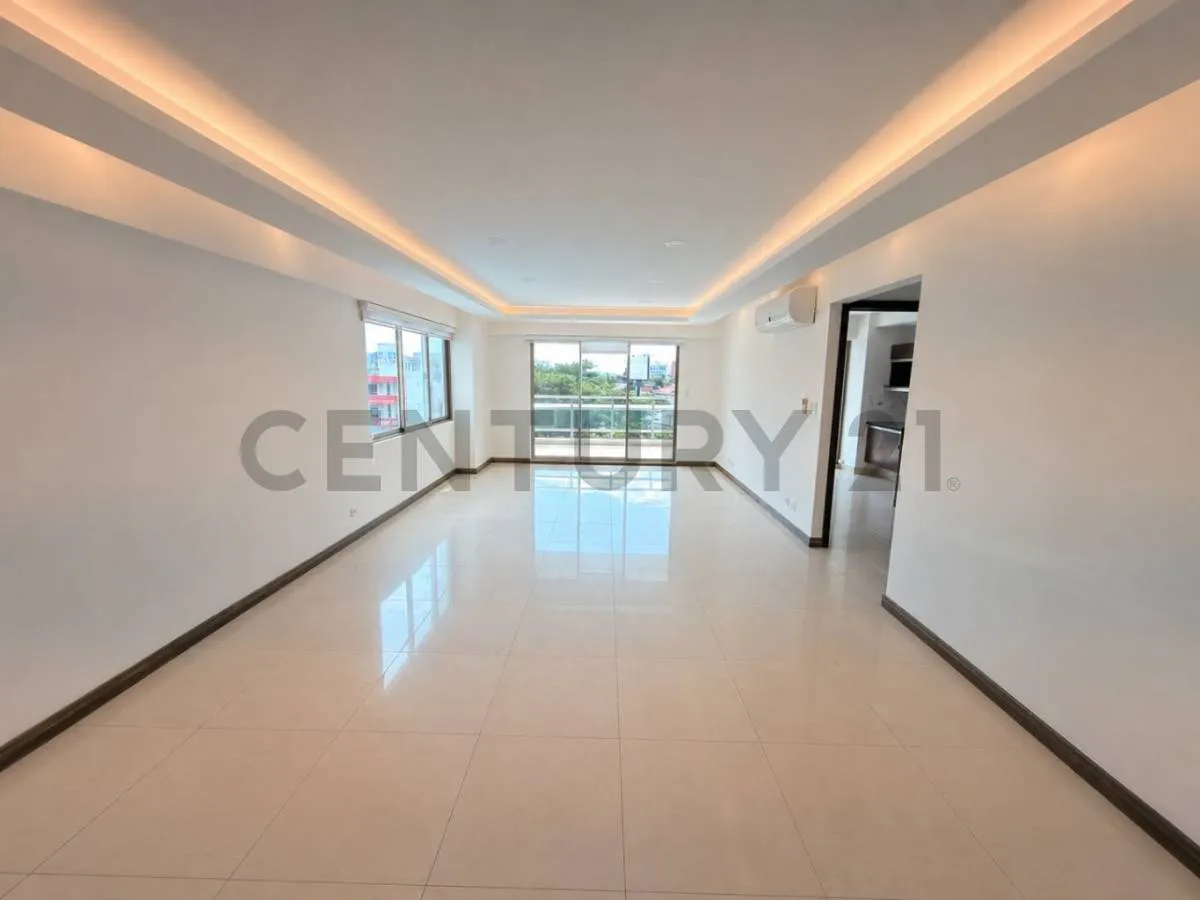 Foto 3 de Departamento de 3 Dormitorios en Alquiler | Torres Aventura