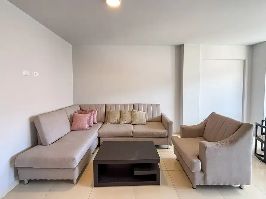 Foto 2 de 🌆✨ Garzonier Amoblado en Alquiler – Torre Wam | Piso 15