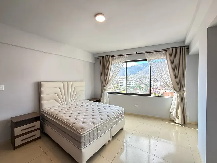 Foto 4 de 🌆✨ Garzonier Amoblado en Alquiler – Torre Wam | Piso 15