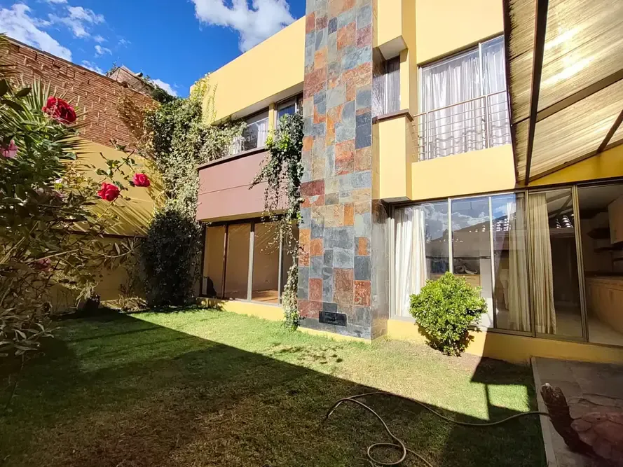 Foto 1 de Casa en Alquiler