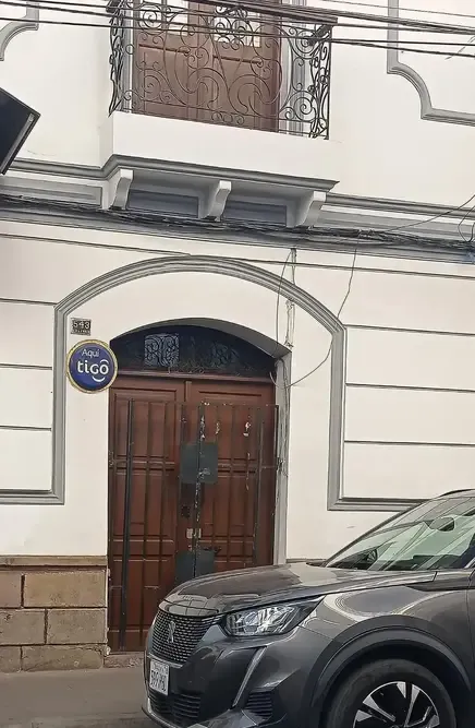 Foto 1 de Tienda en Alquiler a Una Cuadra de La Plaza 25 de Mayo