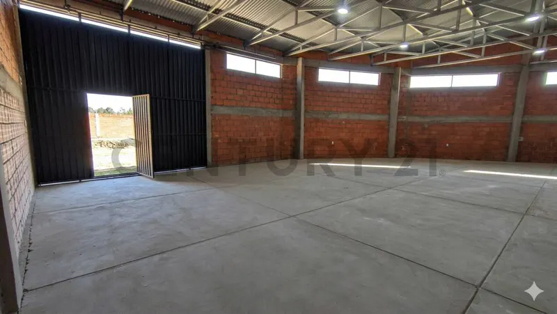Foto 7 de Alquiler de Galpón 135m² a 2 Cuadras de La Circunvalación, Tarija