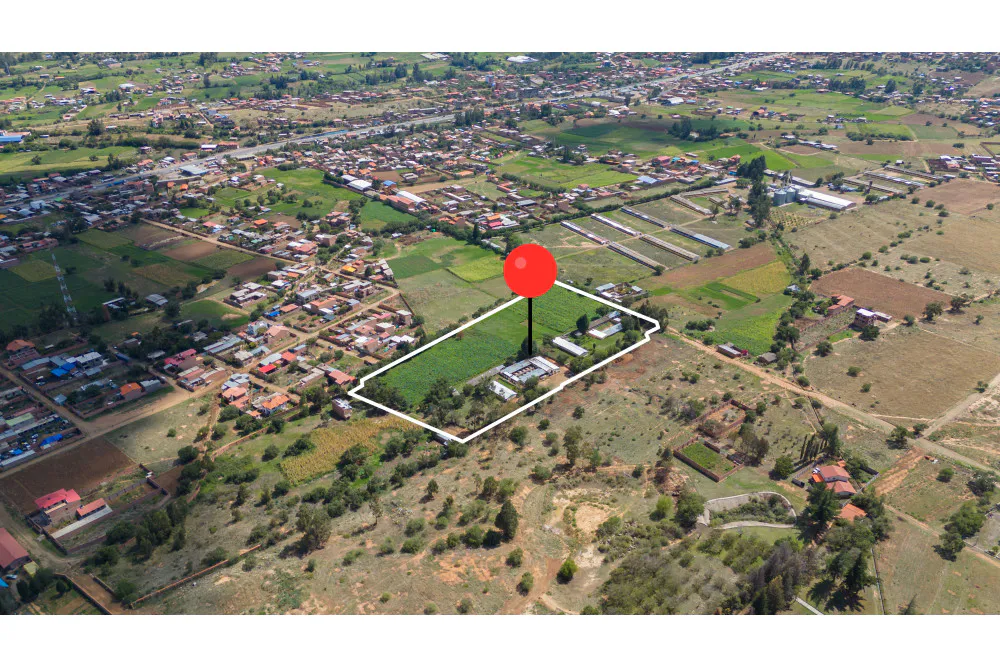 Foto 5 de Amplio Terreno Comercial en Venta