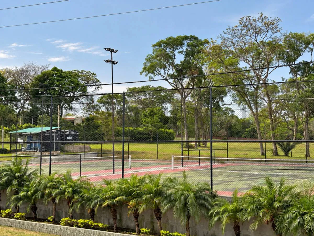 Foto 4 de Terreno en Venta Condominio Las Palmas del Urubo III