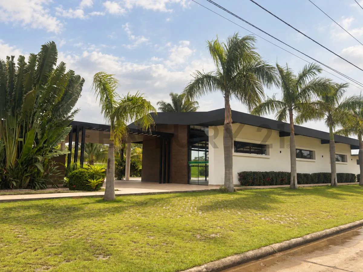 Foto 3 de Terreno en Venta Condominio Las Palmas del Urubo III