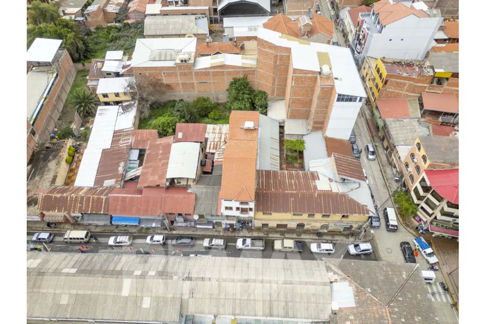 Foto 3 de Terreno Comercial en Venta - Quillacollo