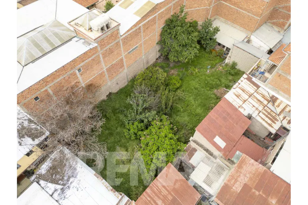 Foto 10 de Terreno Comercial en Venta - Quillacollo