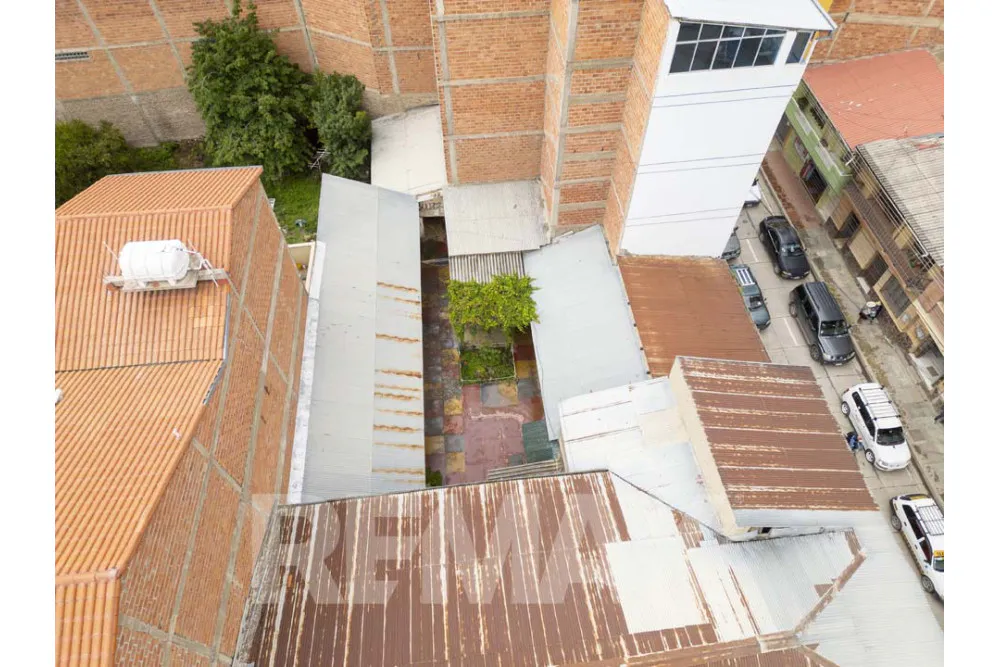 Foto 8 de Terreno Comercial en Venta - Quillacollo