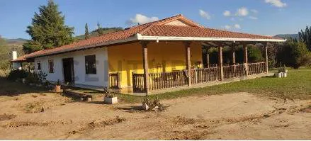 Foto 1 de En Samaipata, Quinta Productiva Dentro del Pueblo (a 560 Metros)