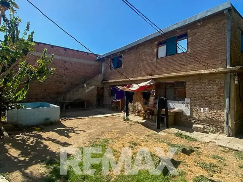 Foto 7 de Casa a Precio de Terreno en Venta Calle Jordan