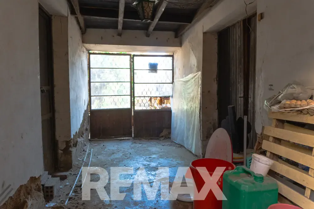 Foto 15 de Casa a Precio de Terreno en Venta Calle Jordan